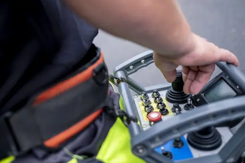 Kanalreinigung mit professioneller Ausrüstung Kanalreinigung mit professioneller Ausrüstung